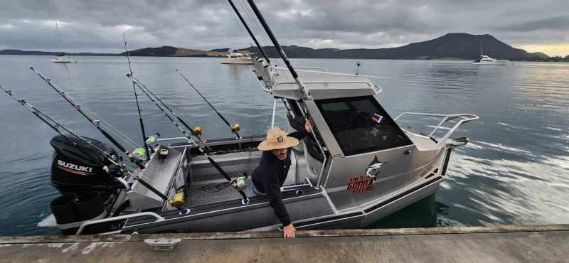 Frewza-decked-out-Houhora